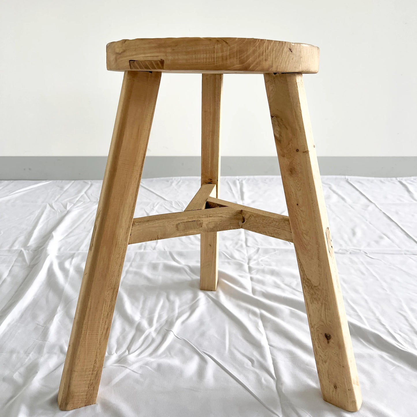 Elm Stool Round
