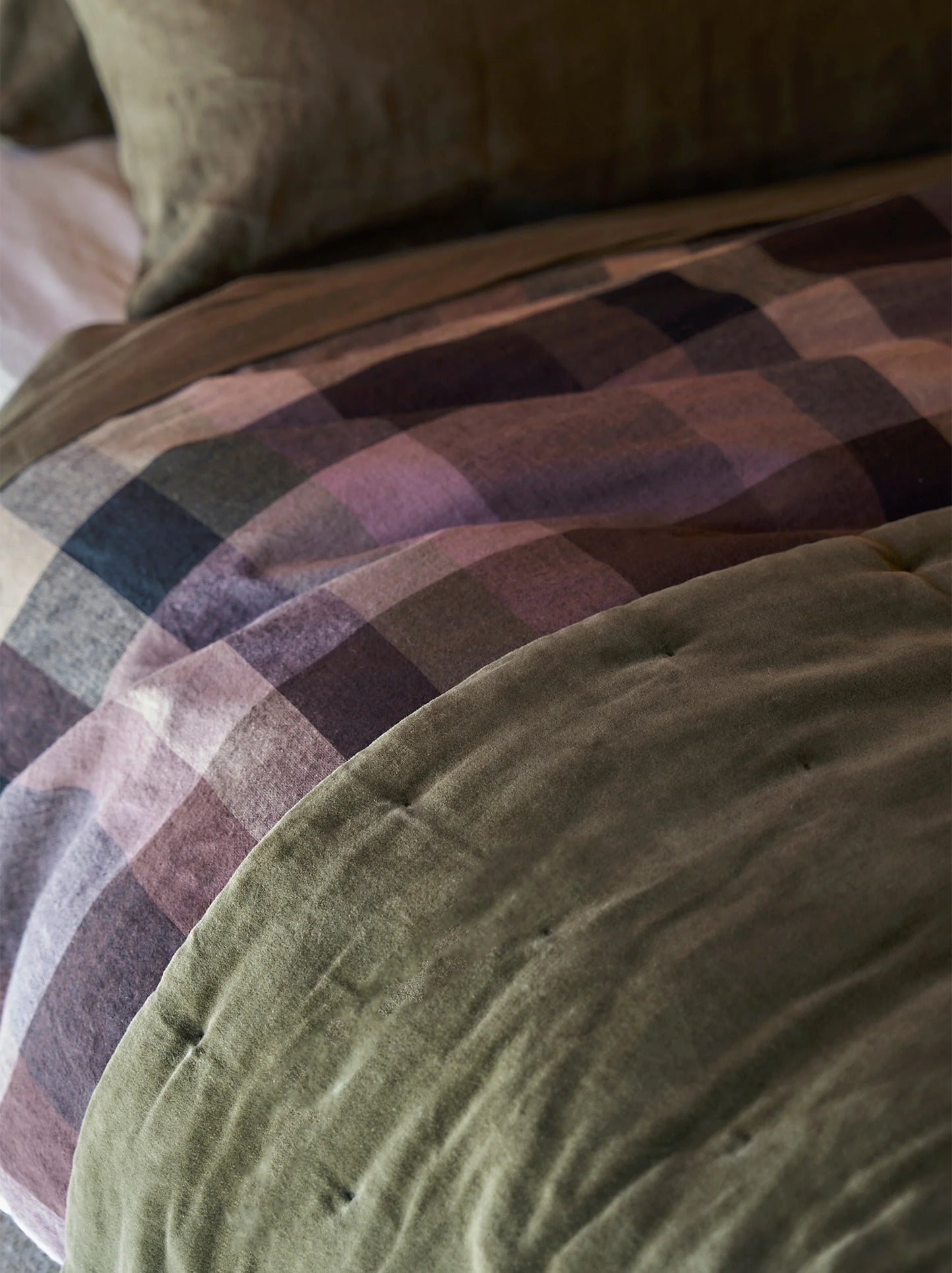 Velvet Quilt Ivy