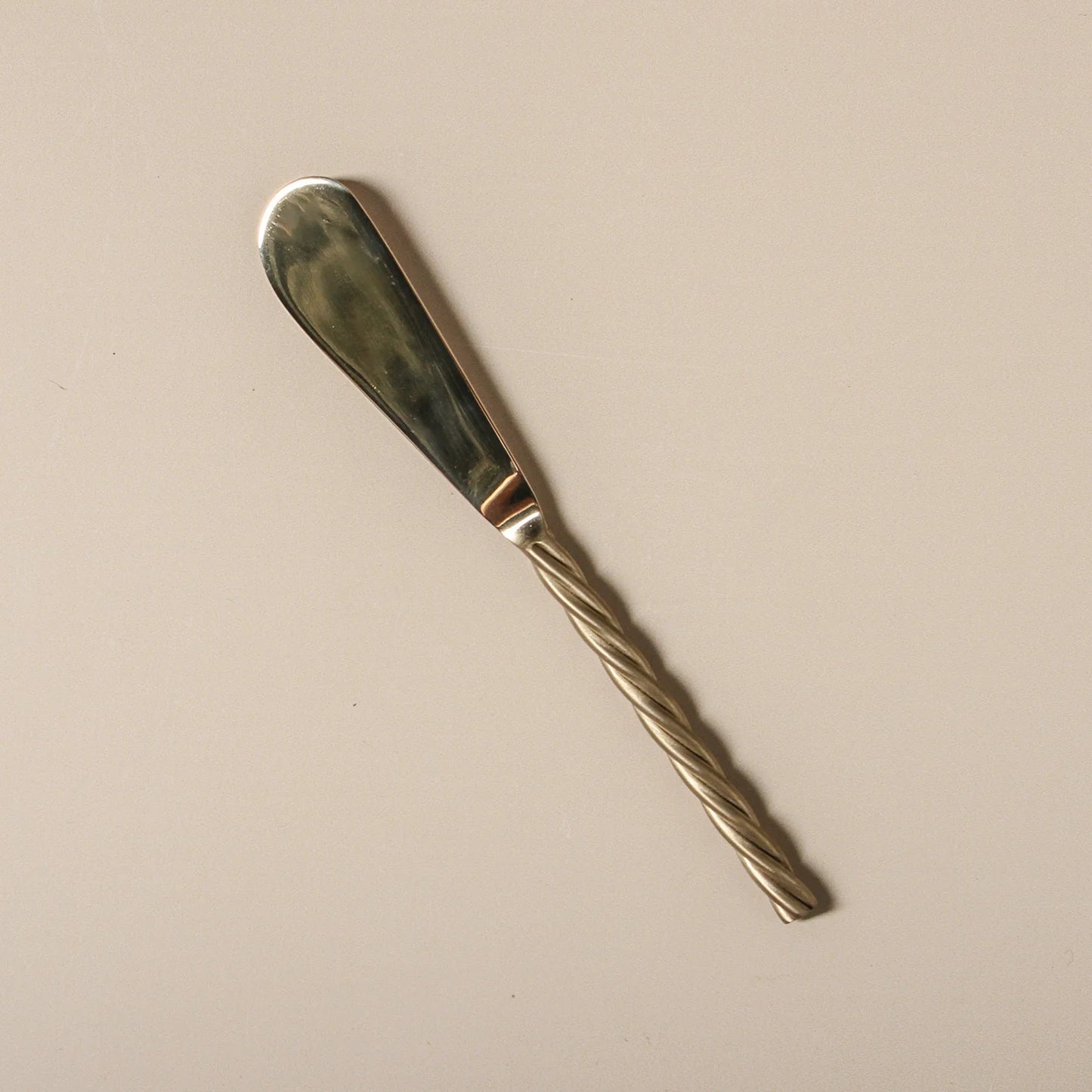 Spindle Spread Knife