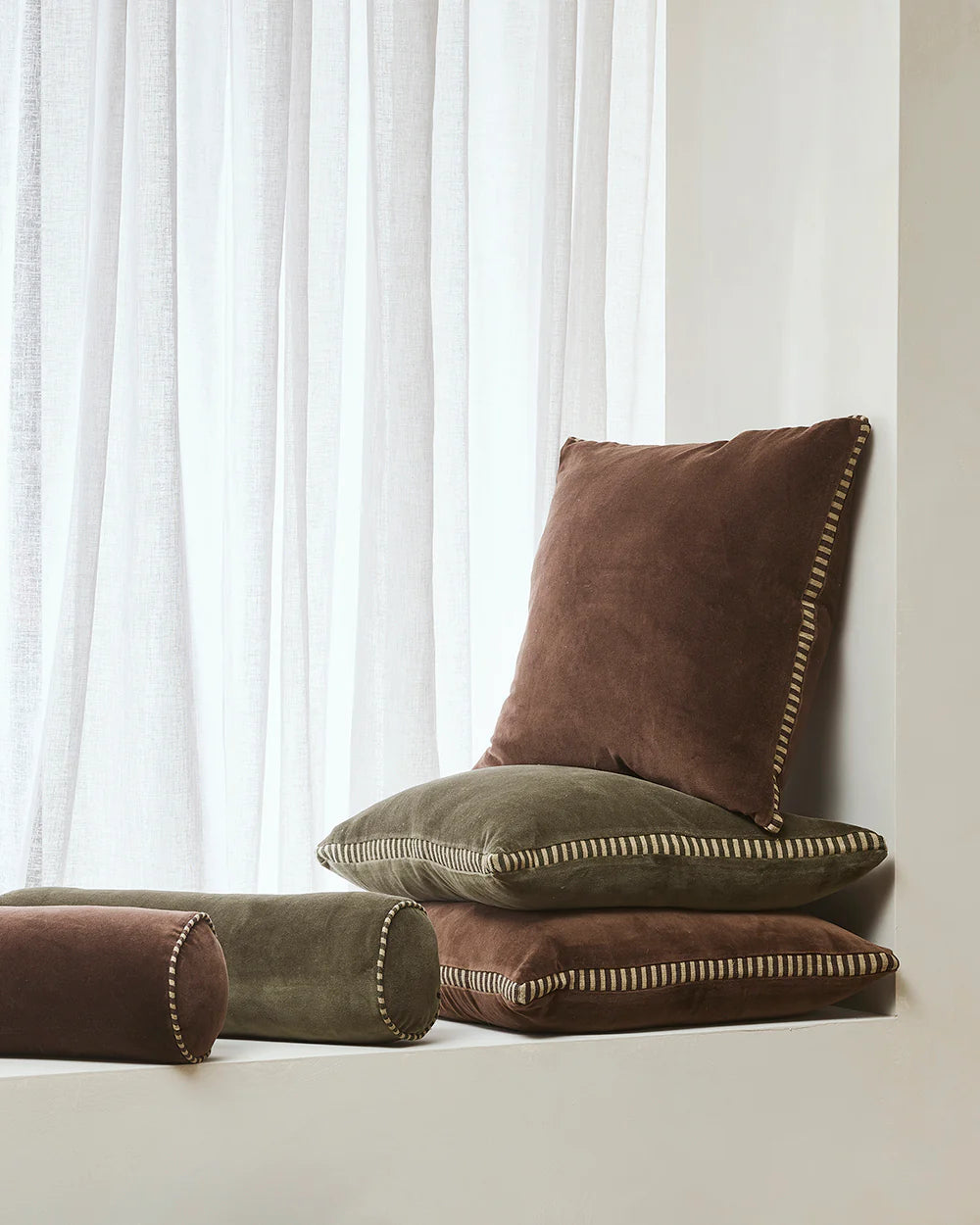 Edward Cushion Thyme 50x50